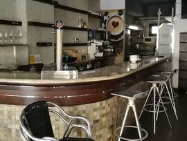 Venta de Cafetería en funcionamiento frente a los Juzgados