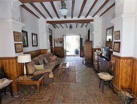 Casa señorial de grandes dimensiones