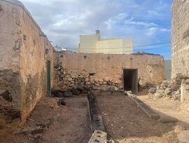 Excelente Oportunidad en Carrizal: Solar Urbano en Esquina