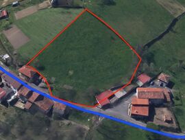 VENTA DE FINCA EDIFICABLE EN SANTAMARINA DE PIEDRAMUELLE