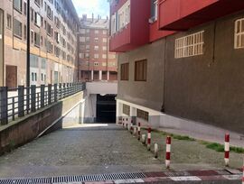 Se vende garaje en C/Emilio Castelar, próximo plaza Ultrillas, San Jose Zaragoza