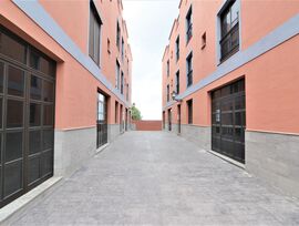 AMPLIOS Y CÉNTRICOS LOCALES EN ARONA CASCO