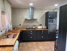 CHALET EN VENTA EN LLAGOSTERA