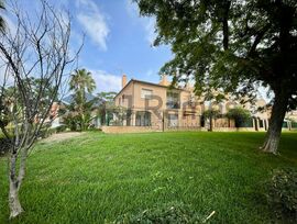 CHALET PAREADO EN TORRE DEL MAR