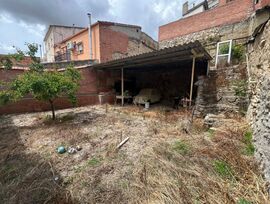 SOLAR URBANO EN VALDILECHA