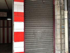 SE VENDE LOCAL CON BAÑO EN FLEMING