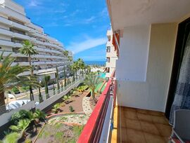 Estudio con vistas al mar