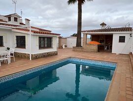 Magnifico Chalet en venta (HIPOTECABLE)