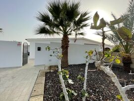 🌴 **Lovely Home Casa Tamaide – Costa del Silencio** 🌊