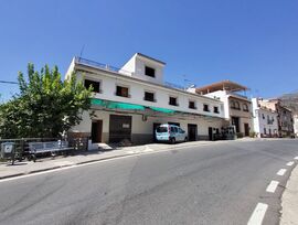 Hotel rural que necesita una renovación completa