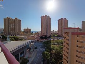 OPORTUNIDAD!!!! Piso luminoso con fantasticas vistas en poniente