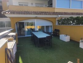 IMPRESIONANTE TRIPLEX DE LUJO EN LA ZONA DEL HORNILLO CON VISTAS AL PUEBLO DE AGUILAS