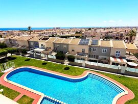 ESPECTACULAR APARTAMENTO CON VISTAS PANORÁMICAS AL MAR Y A TORREVIEJA