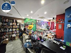 Se Vende Bar ubicado en Plaza Fermín Gurbindo