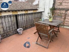 Se Vende precioso Ático en calle Laurel