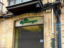 Se Alquila Local y piso en Vara de Rey