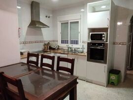 PISO ZONA PLAYA VIRGEN DE REGLA C/ MALVA