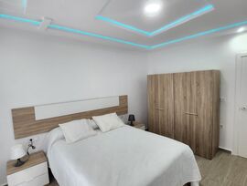 PISO DE TRES DORMITORIOS, ALQUILER PARA ESTUDIANTES