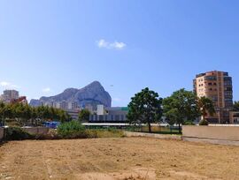 Parcela cerca de la playa La Fossa a la venta en Calpe - SPECIAL INVESTORS