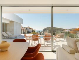 Villas modernas con vistas al mar a la venta en Benitachell