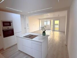 Estupendo piso 3 dormitorios totalmente renovado