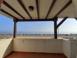 Balcón al mar para disfrutar con los 5 sentidos.