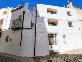 ACOGEDORA CASITA DE PUEBLO A LA VENTA EN CHERT/XERT