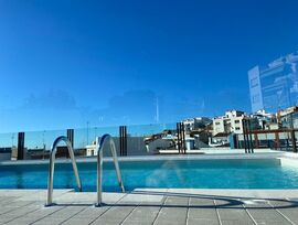 Piso alquiler a partir de NOVIEMBRE en al centro de Sant Pol de Mar con piscina.