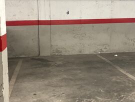 ¡Invierta en Comodidad y Seguridad! Plaza de Garaje en Venta en El Campello CON TRASTERO