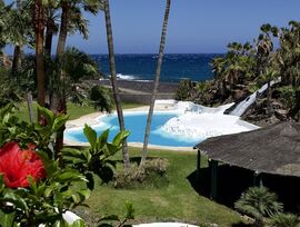 Amarilla Golf: Impresionante Villa de Lujo