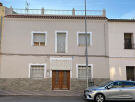 VENTA CASA ALBERIC CON JARDIN
