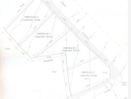 ¡Oportunidad excepcional para inversores y promotores. Se vende una parcela urbana de 590 m²!