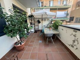 OPORTUNIDAD EN CA N’AURELL – PISO SEMINUEVO CON TERRAZA DE 16 M²!