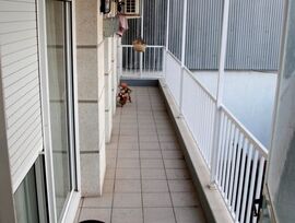 Piso junto a la UPC con parking