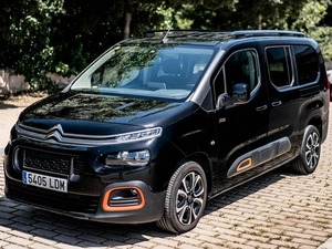 Citroen BERLINGO BlueHDI 130 SS EAT8 SHINE XL XTR 