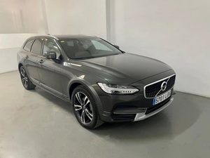 Volvo V90 Cross Country D4 AWD