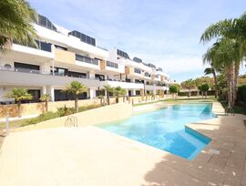 En Venta: Luminoso y Moderno Apartamento en Orihuela Costa