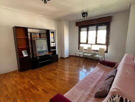 Piso en venta en Cascajos, Logroño: ¡Tu nuevo hogar te espera!