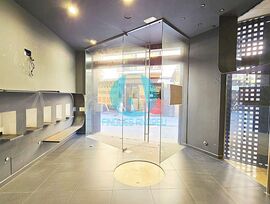 Espacioso Local Comercial en la Mejor Calle Comercial del Centro: Oportunidad Única