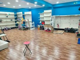 SE VENDE LOCAL COMERCIAL