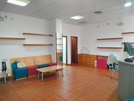 Local comercial en venta y alquiler en Puertollano