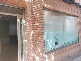 Local comercial en alquiler en Puertollano