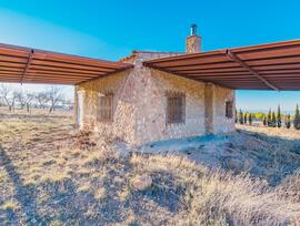 Casa de campo en Baza