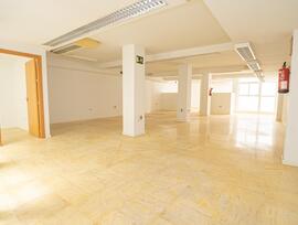 Unidad comercial en Almeria