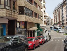 Unidad comercial en Santander
