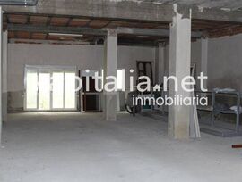 Unidad comercial en La Llosa de Ranes