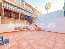 Casa adosada en Alicante