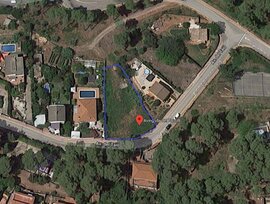 Parcela urbana en Castellvi de Rosanes