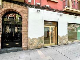 Unidad comercial en Mieres