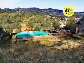 Parcela urbana en Canyelles